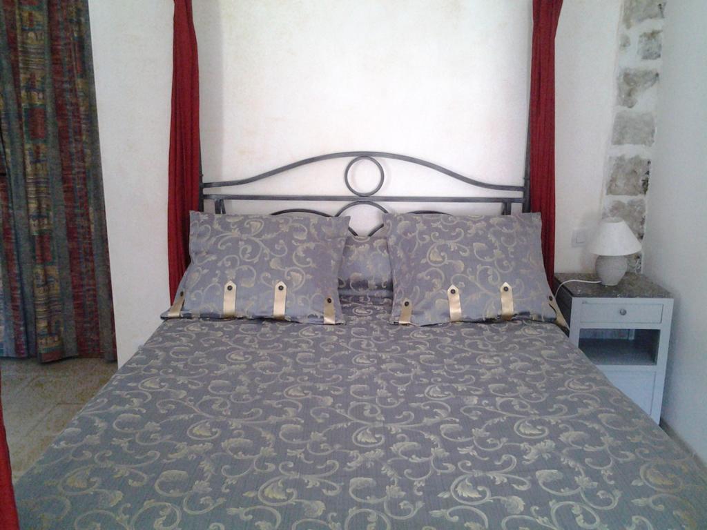 Le Mas De La Musardiere Chambres D Hotes Les Assions Rom bilde